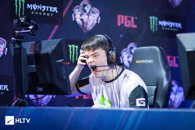 个充满压力 个充满压力